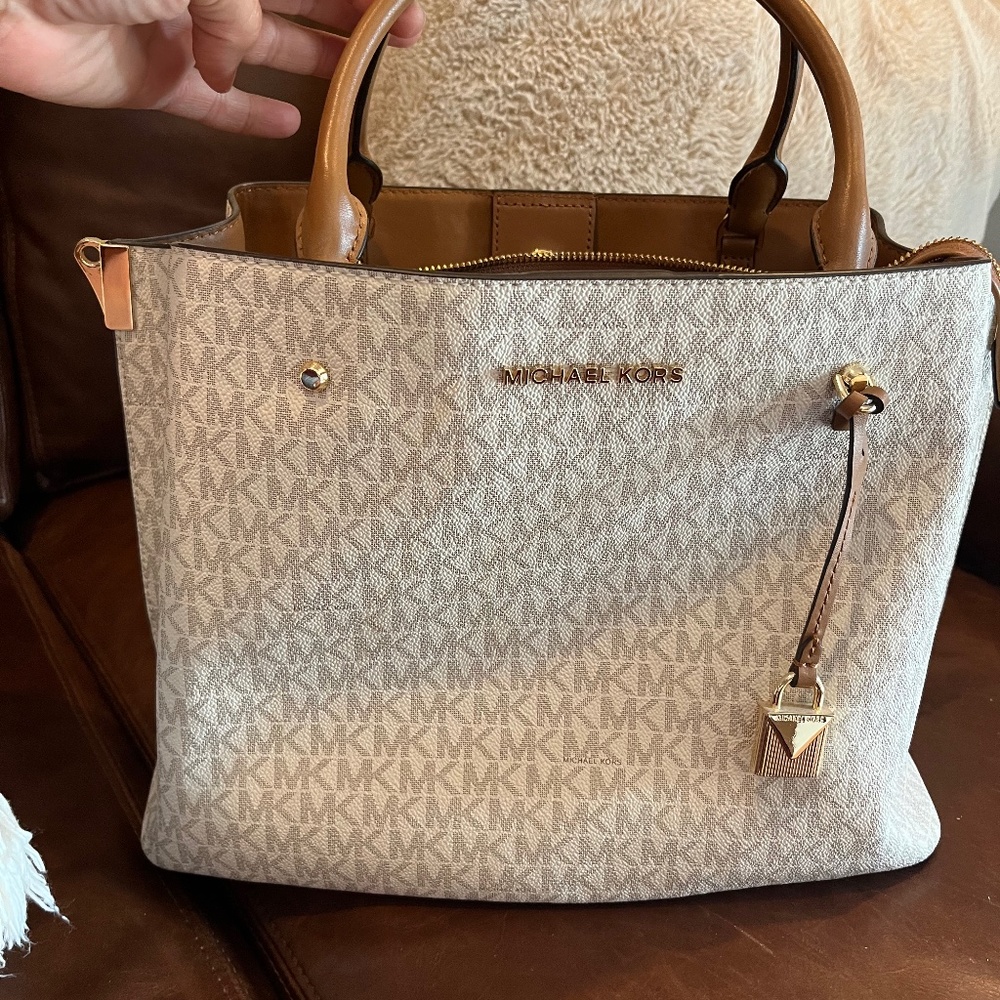 Michael Kors cream colored tote purse, carried once.
